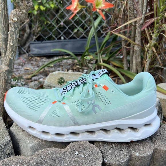 On Cloudsurfer Shoes Mens Size 13 Green White Running Sneakers Gym Trainers Used - Picture 2 of 9